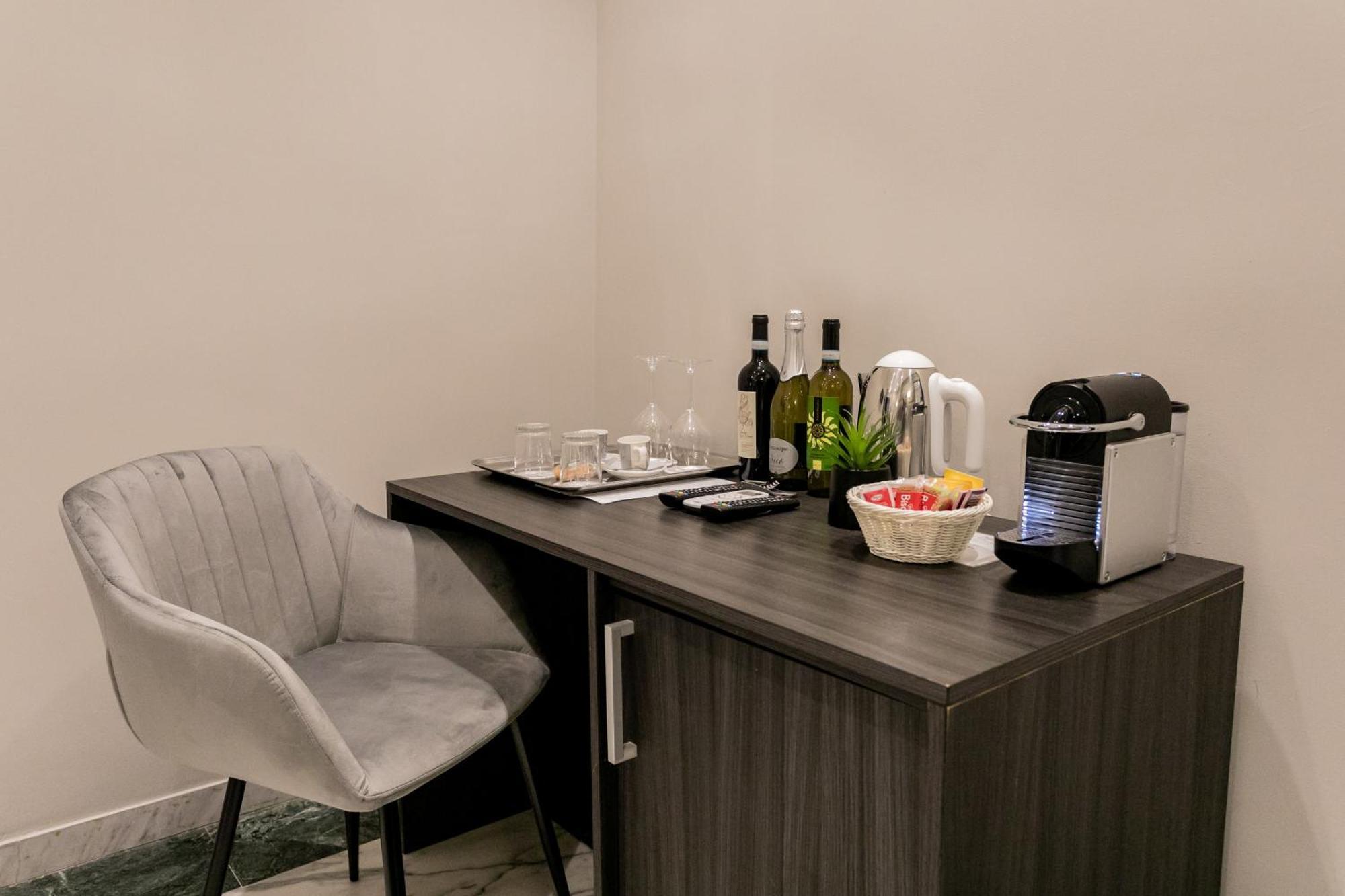 Cesare Ai Cavalieri Suites Rome Exterior photo